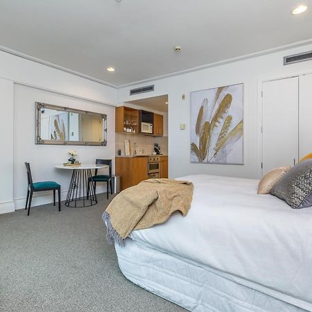 Quiet Newly Renovated Getaway Apartment Auckland Exterior photo